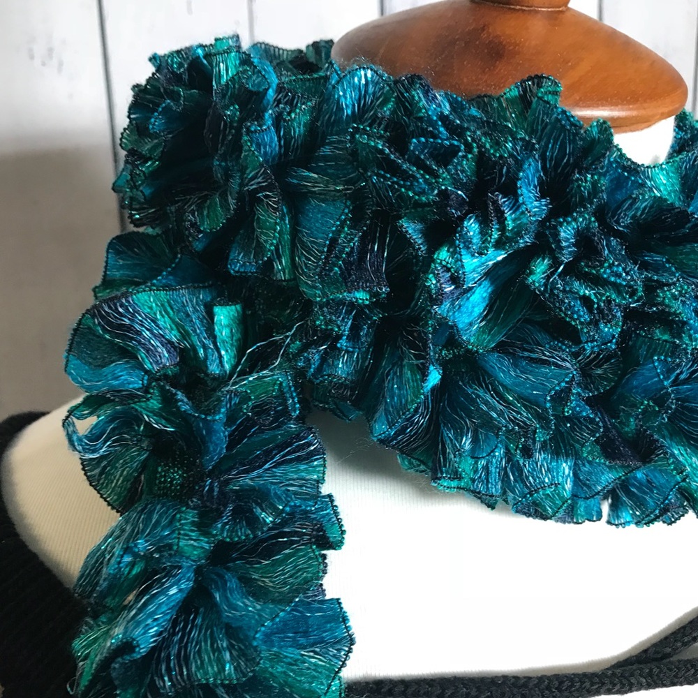 Bundle of 2 Scarves - Picture 4 of 5